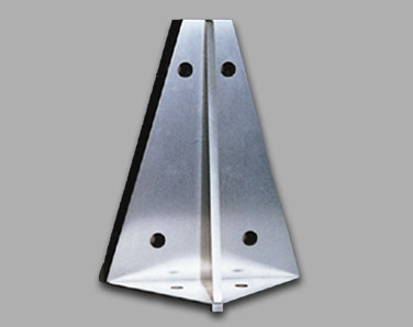 Custom designed satin and clear anondized aluminum shelf support
